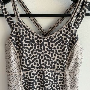 LULULEMON Bra Tank Top 6 EUC
